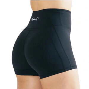 Alphalete Pulse Surge Short 4” Inseam